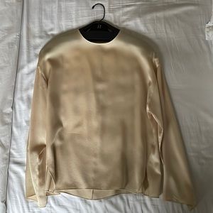 VINCE, CHAMPAGNE 100% SILK TOP, XS